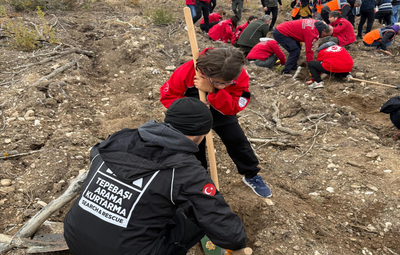 TAK EKİBİ AĞAÇLANDIRMA ETKİNLİĞİNE KATILDI